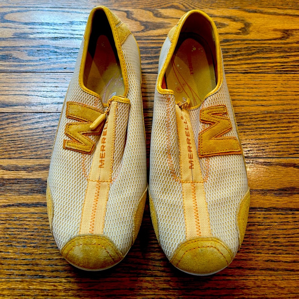 Merrell Zip Shoes